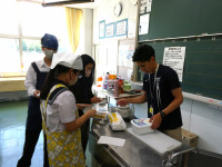 P1002352