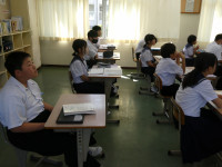 P1002577