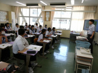P1002593