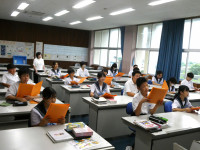 P1003508