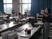 P1005461