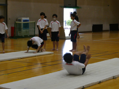 P1005490