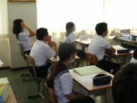 P1003358